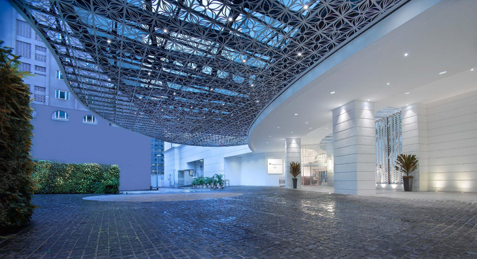 Exterior 6