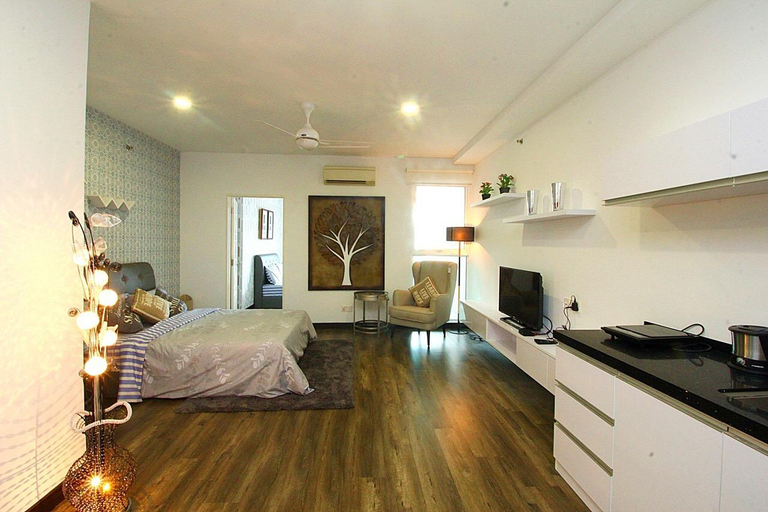 Dining Room 10