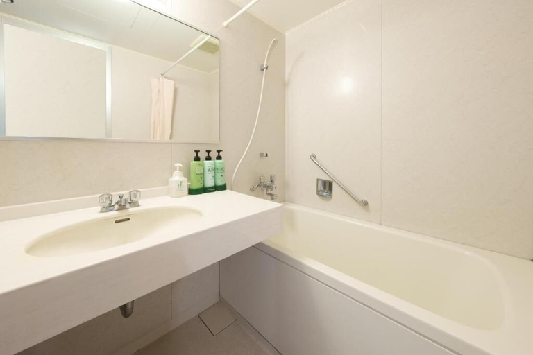 Bathroom 3, Hitaonsen Hananoki River Terrace, Hita