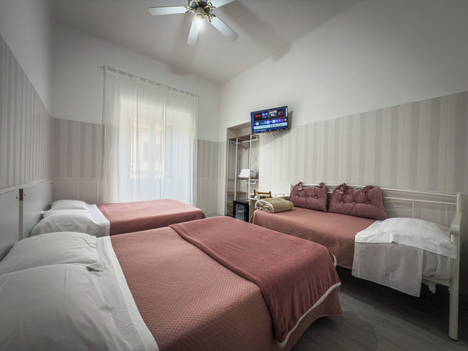Bedroom 4, Hotel Giada, Rome