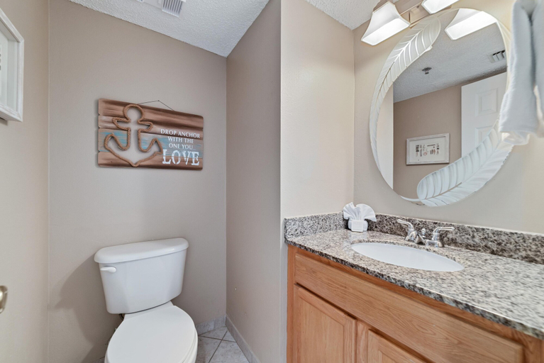 Bathroom 5, Perdido Sun 712, Escambia