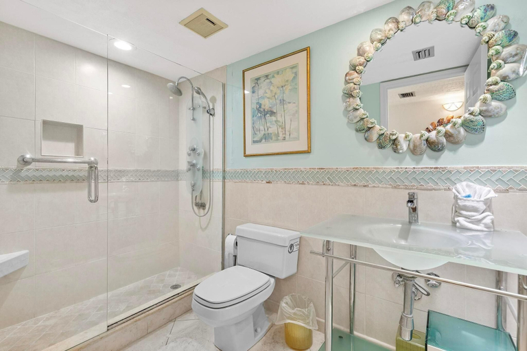 Bathroom 5, Minorca The Inlet 1007, Volusia