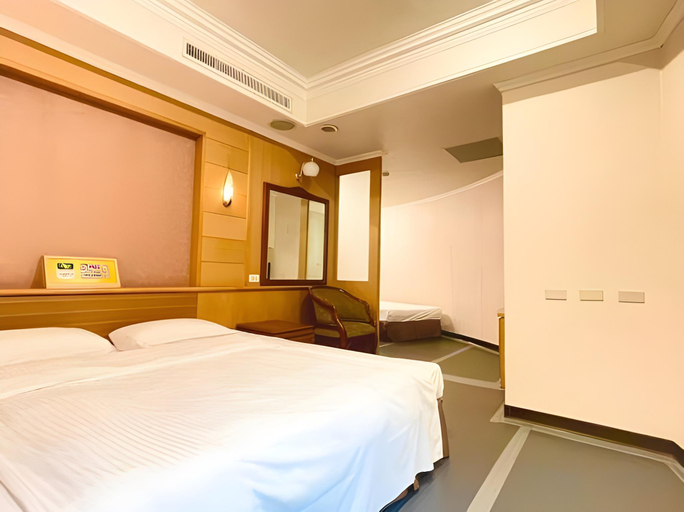 Bedroom 3, Champion Hotel, New Taipei City