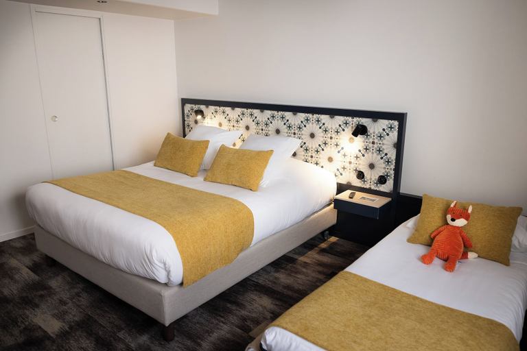 Bedroom 3, Hotel Saint Nicolas, Charente-Maritime