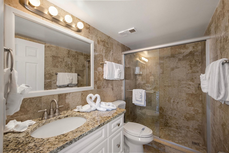 Others 3, Estero Beach & Tennis 806-b, Lee