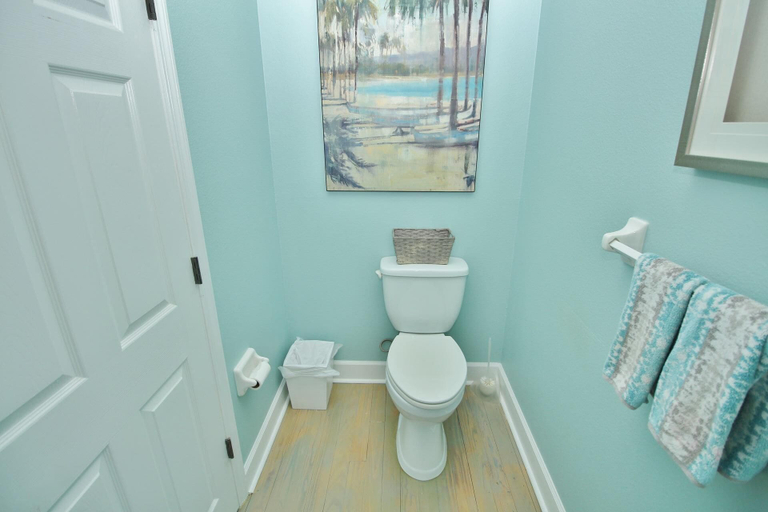 Bathroom 5, Sea Haven, Volusia