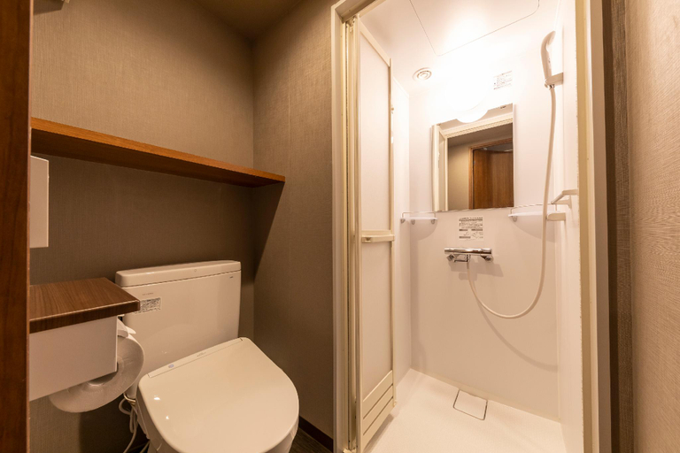Bathroom 17