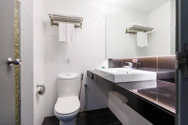 Bathroom 5, 56 Hotel, Kuching