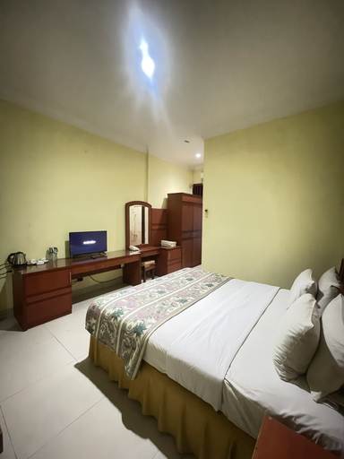 Bedroom 6