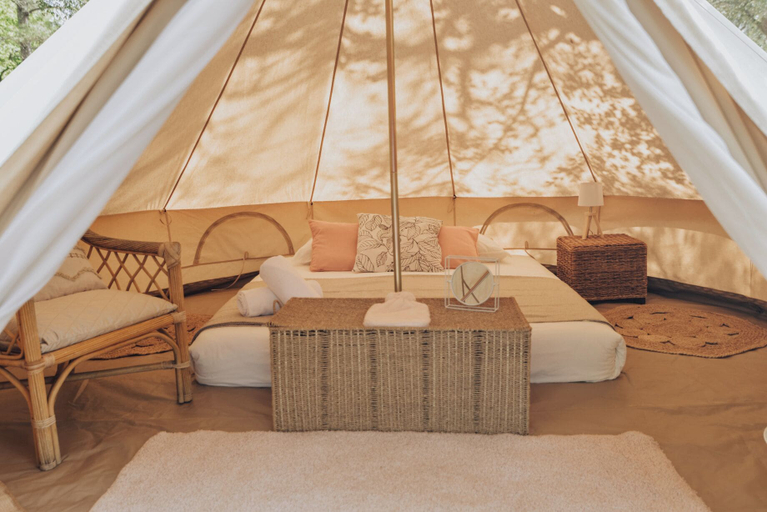 Others 4, Cocooning Tipi - Azur, Landes