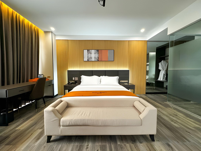 Bedroom 13