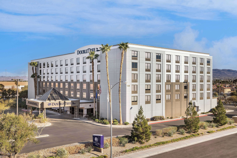 Exterior & Views 1, DoubleTree by Hilton Las Vegas Airport, Clark