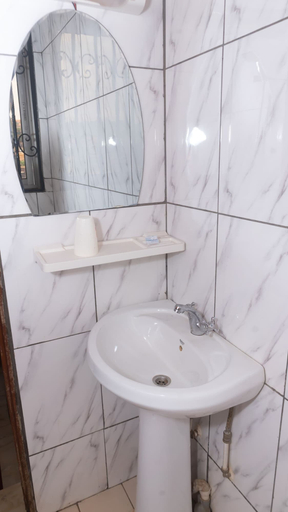 Bathroom 3, Hotel Residence Madadjeu, Mfoundi