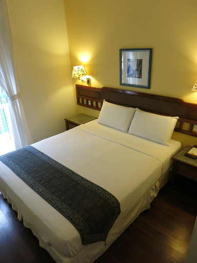 Bedroom 3, Perak Hotel, Singapore