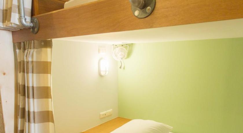 Bedroom 13