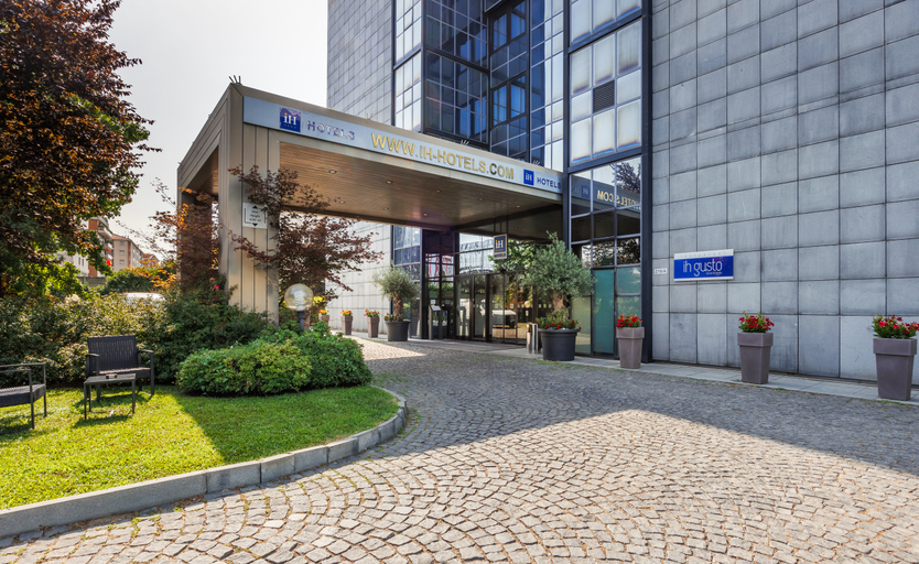 Exterior & Views 2, iH Hotels Milano Lorenteggio, Milano