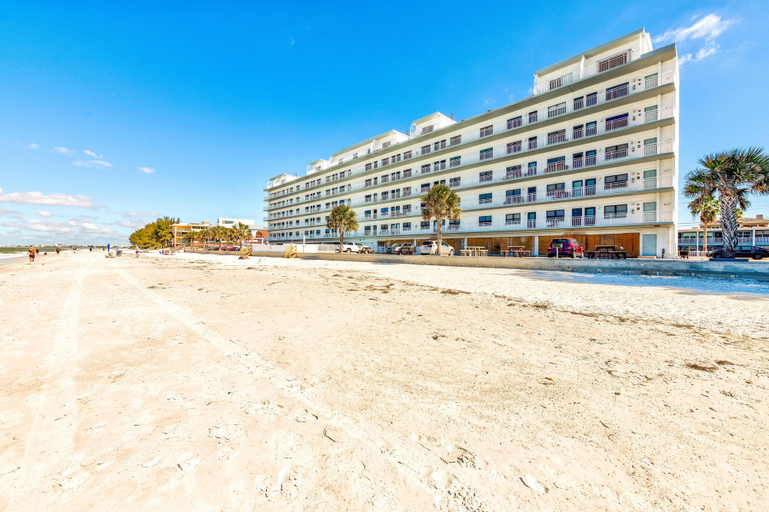 Exterior & Views 2, Sunset Chateau 511, Pinellas