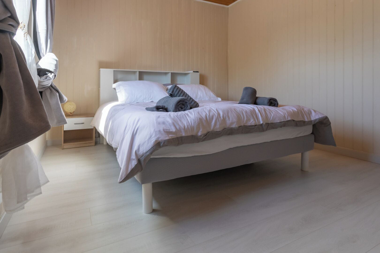 Bedroom 3, Au petit bonheur, Lot-et-Garonne