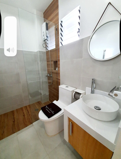 Bathroom, cecilia resort, Daanbantayan
