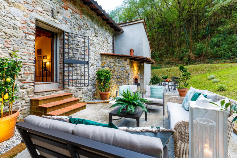 Room 3, Tuscan Mill Farmhouse, Lucca