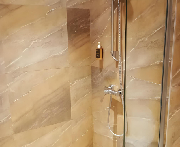 Bathroom 4, Click Hotel Bangalore International Airport, Bangalore Rural