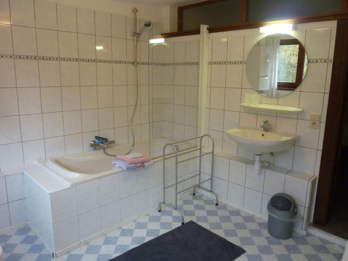 Bathroom 3, Peaceful Nature Stay in Bohon, Luxembourg