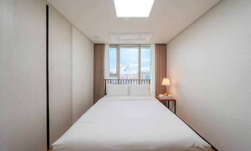 Bedroom 2, BOOKING THE BAY Busan Station, Dong