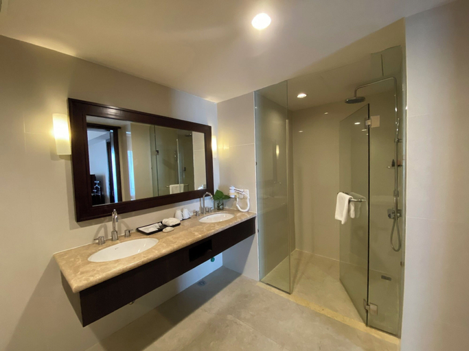 Bathroom 3