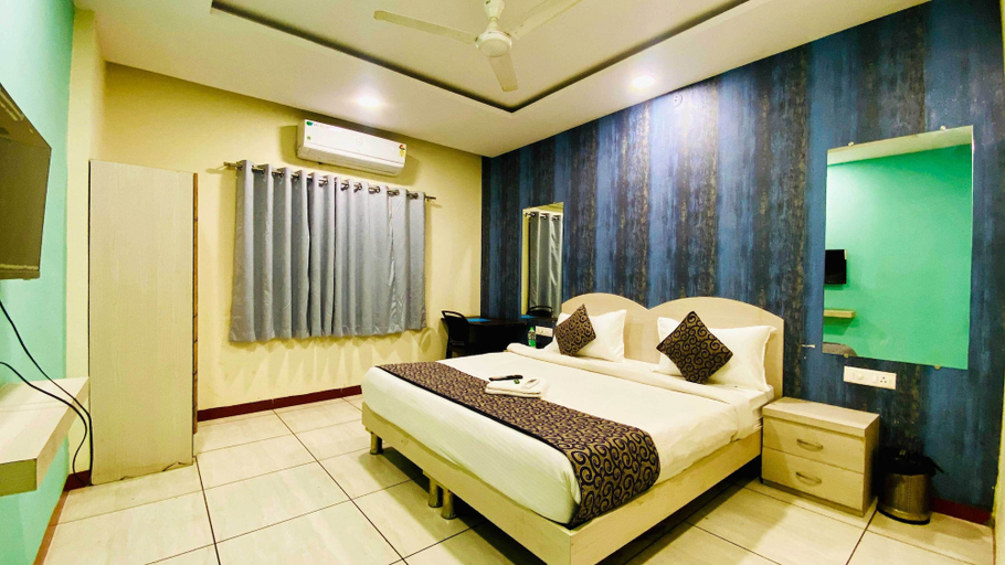 Others 4, Hotel Ramaya Inn, Indore