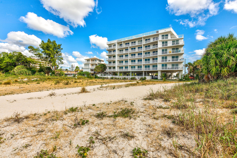 Exterior & Views 2, Oceana 301 East, Pinellas