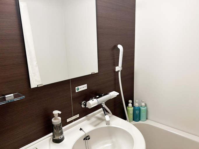 Bathroom 4, Hotel Route Inn Toyama Inter, Toyama