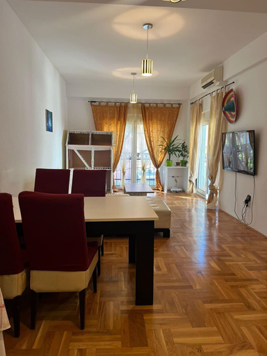 Others 4, Club House Apartment with Garden and Pool