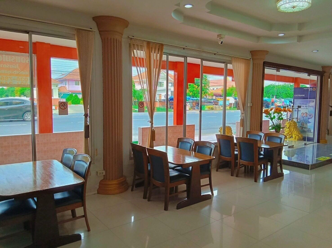 Food & Drinks 5, Tokyo Hotel, Muang Lop Buri