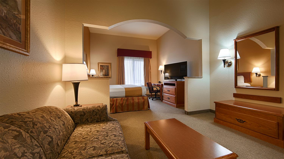 Bedroom 3, Best Western Executive Inn & Suites, Madison