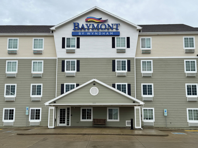 Exterior & Views 2, Baymont by Wyndham Dickinson, Stark