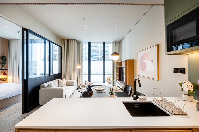 Room 4, Modern 1BR w Balcony in Business Bay, Dubai