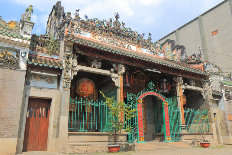 Nearby Landmark, Ha Huy Hotel, District 2