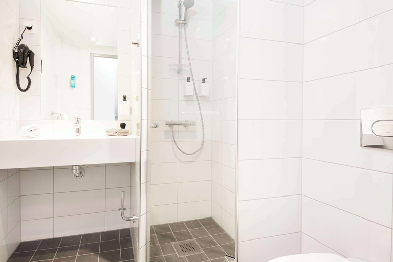 Bathroom 4, Scandic Byporten, Oslo