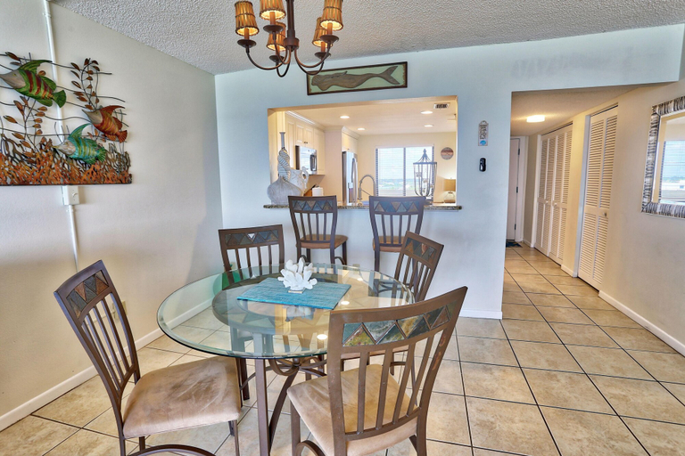 Others 4, Ocean Sands 1-1002, Pinellas