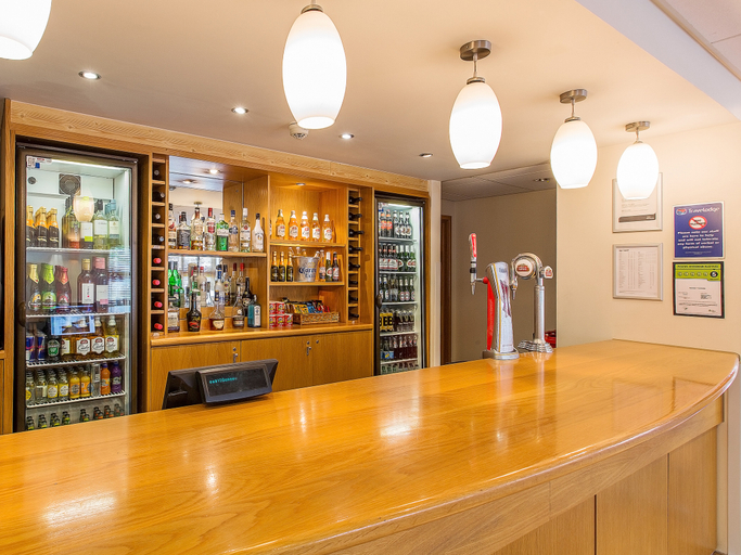 Food & Drinks 5, Travelodge Stansted Great Dunmow, Essex