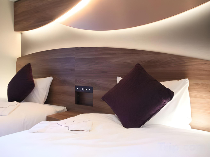 Bedroom 23
