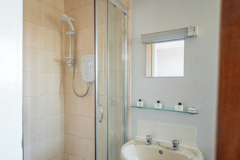Bathroom, The Clifton Hotel, Lancashire