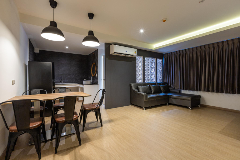 Dining Room 15