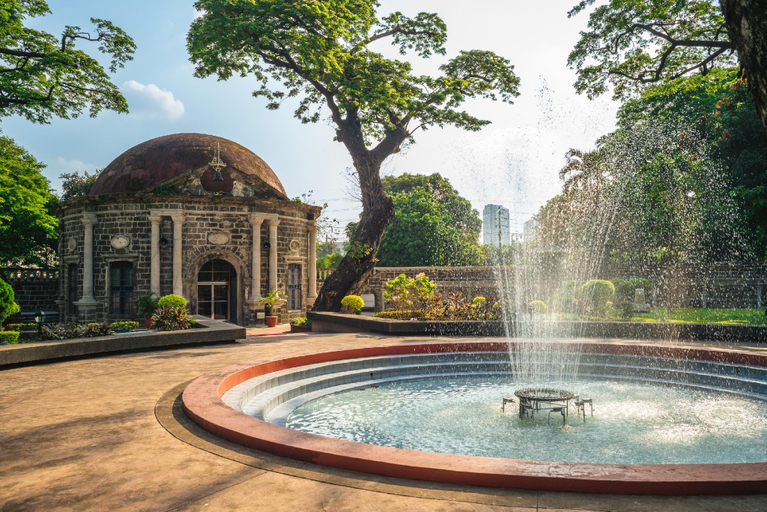 Nearby Landmark 4, Save room, Manila City