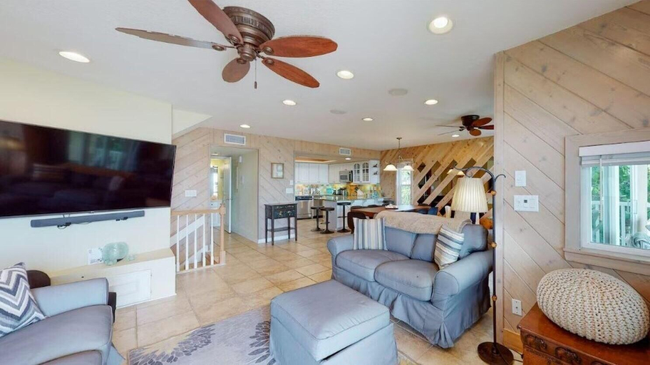 Others 2, Beach Haven #C7, Pinellas