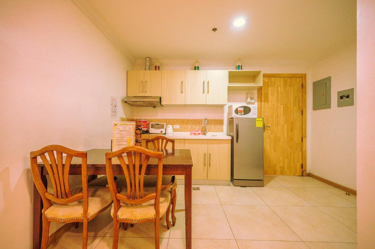 Dining Room 23