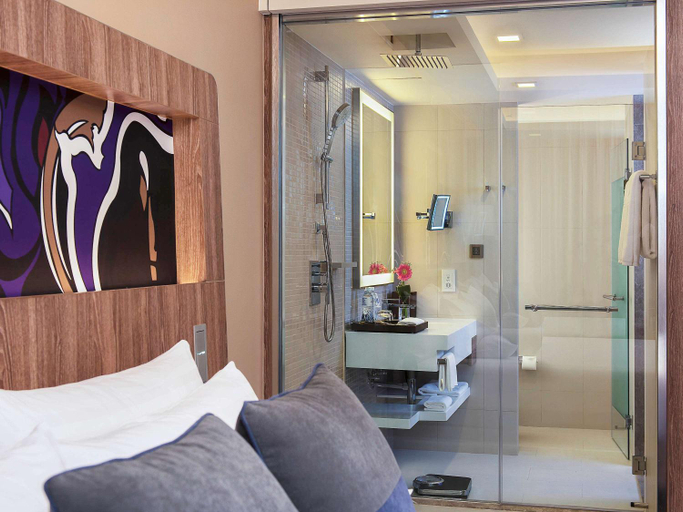 Bedroom 18