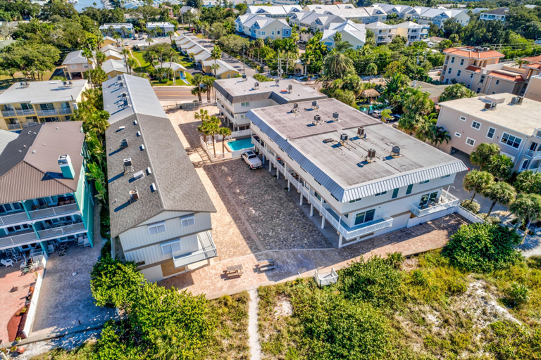 Exterior & Views 2, Gulfside Villas 3, Pinellas