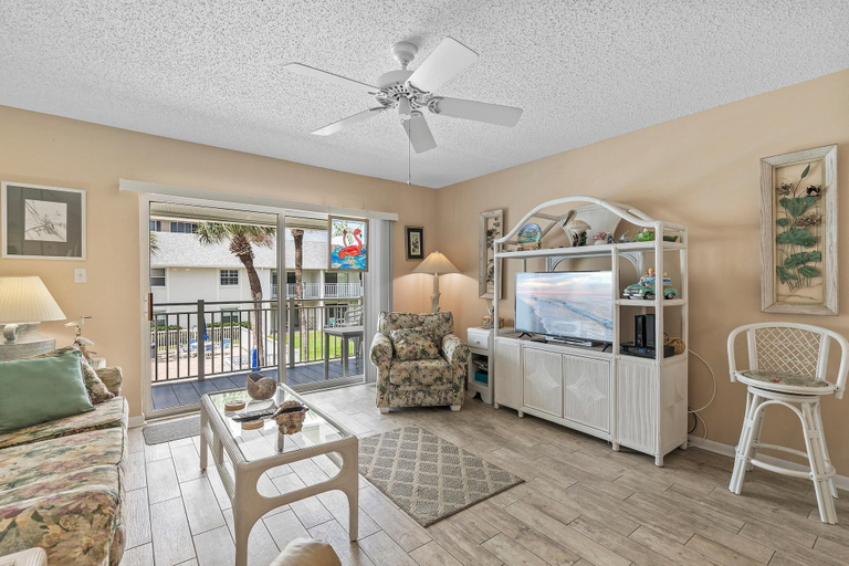 Others 1, Colony Beach Club 220, Volusia