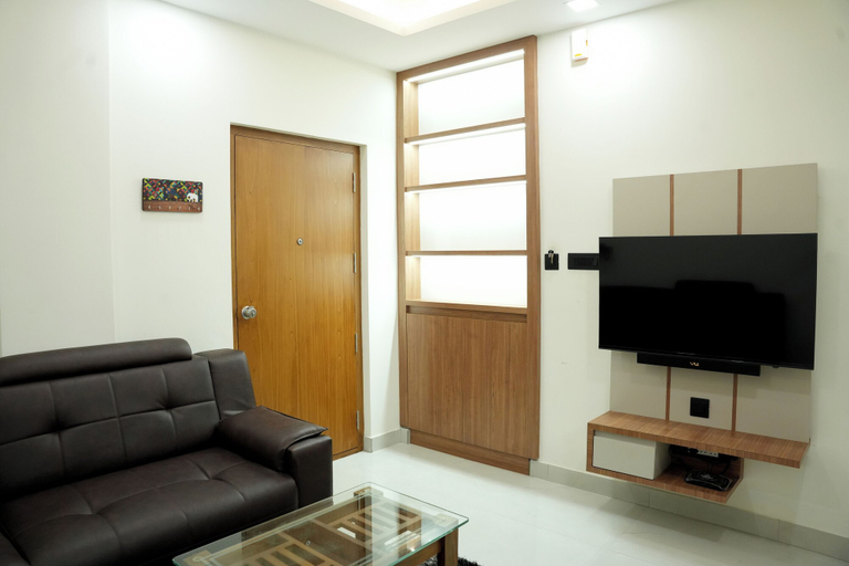 Others 5, Theeram Residency, Kozhikode